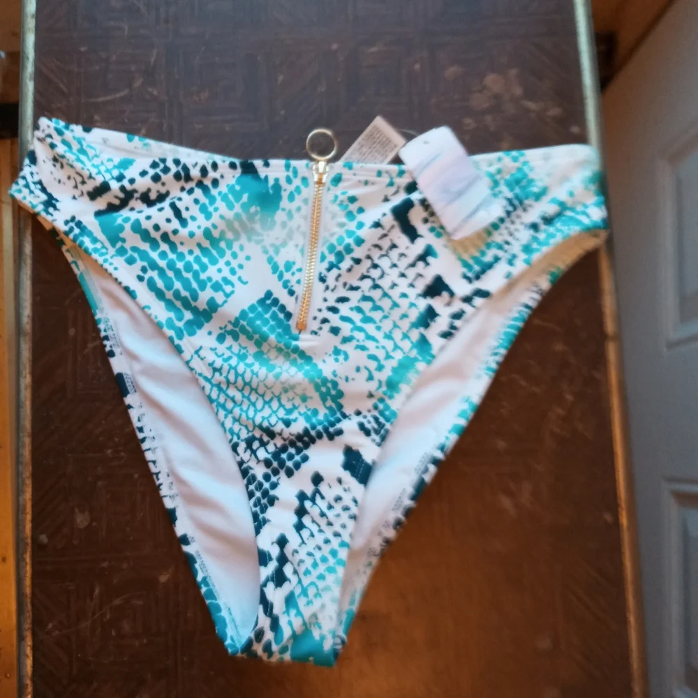 Forever 21 Zip Up Swim Bottom